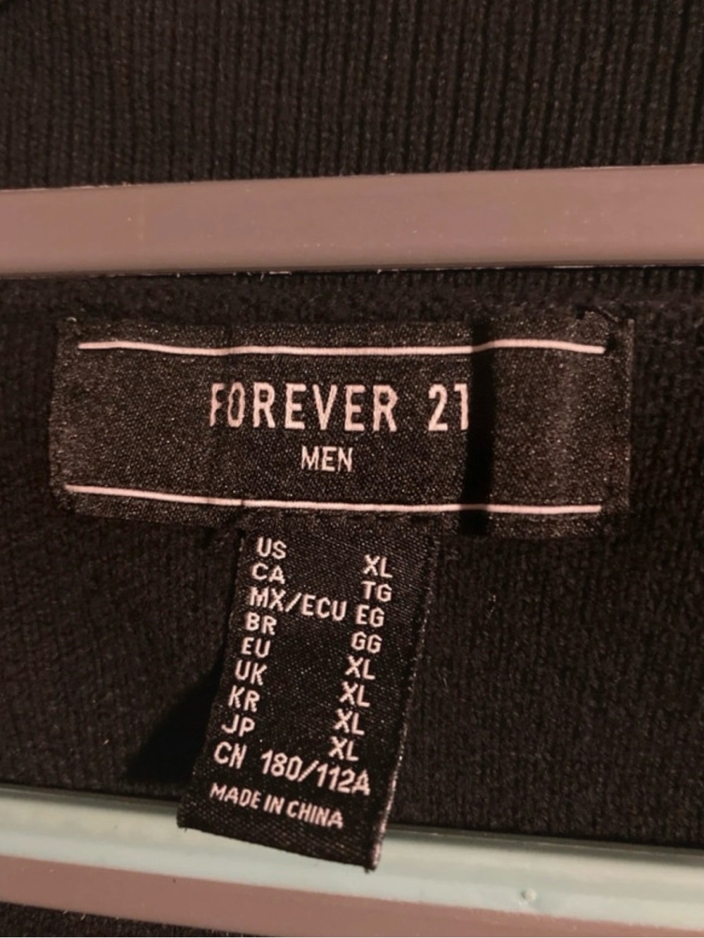 Forever 21 Men’s XL Black/White Cardigan - Picture 2 of 3